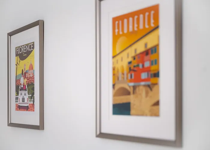 Via Ponte Alle Mosse, 19 - Florence Charming Apartments - A Chic, Newly Renovated Apartment Near Tram Leopolda, A Few Min From Downtown